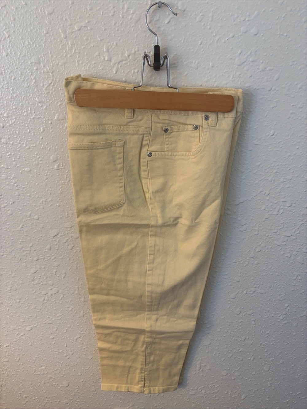 Sonoma Women's Straight Leg Jeans in Light Cream